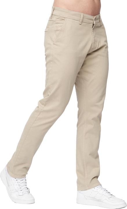 Actual product image Duck and Cover Mens Moretor Chinos (Frequency band 38 (2600 MHz))