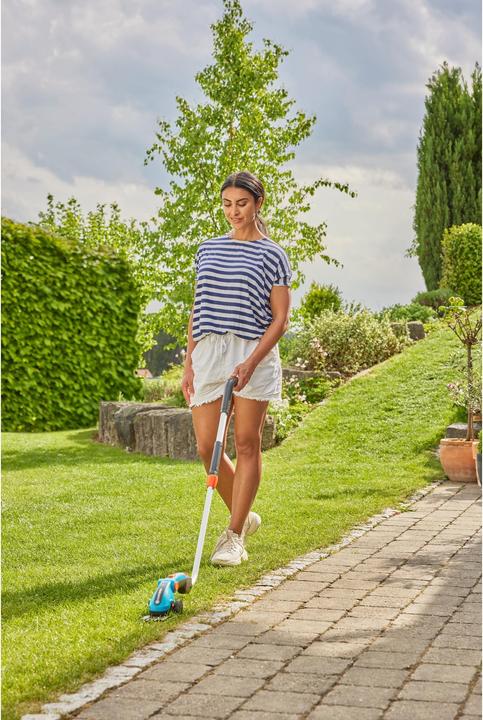 Actual product image Gardena ComfortCut Li cordless grass shears set (Rechargeable battery operated)