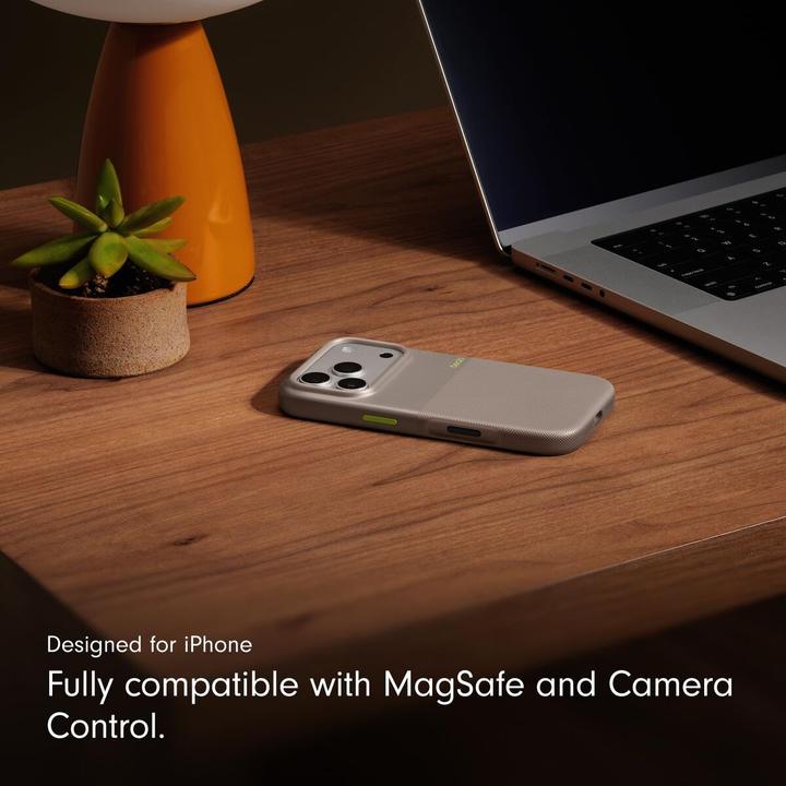 Actual product image Beats Rugged Case (Apple iPhone 17 Pro)