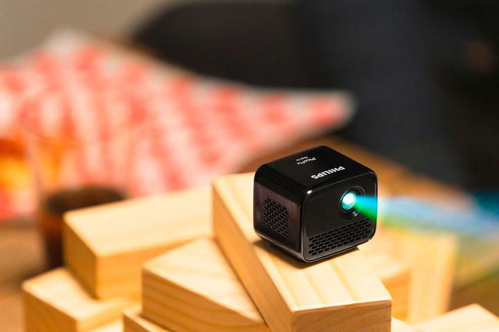 Produktbild Philips PicoPix Nano (nHD, 100 lm, 1.68:1)