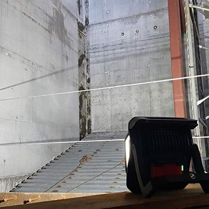 Produktbild Bosch Professional GLI 18V-4000 C (4000 lm)