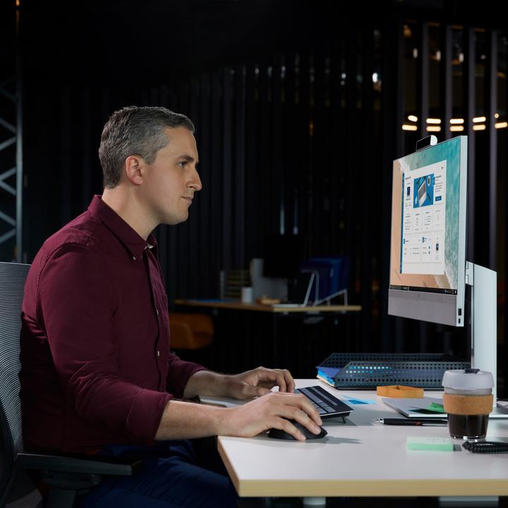 Image du produit HP EliteOne 840 G9 (Intel Core i7-14700, 16 Go, 512 Go, UHD Graphics 770)