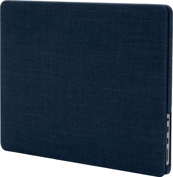 Actual product image Incase Woolenex (16", Apple)