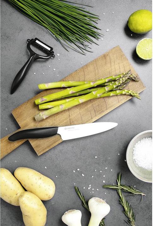 Actual product image Kyocera Fruit and vegetable knife (11 cm)