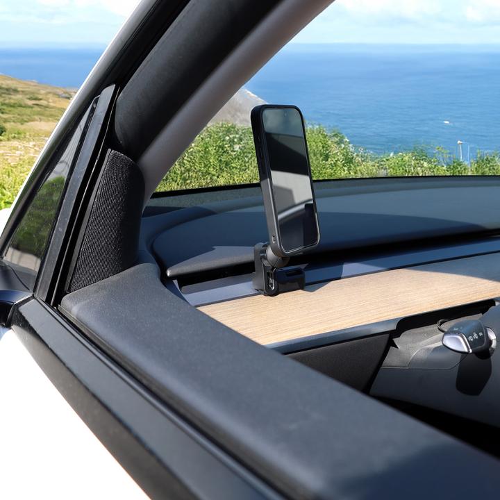 Immagine prodotto Mobiparts Magnetic Air Vent Holder for Tesla Black