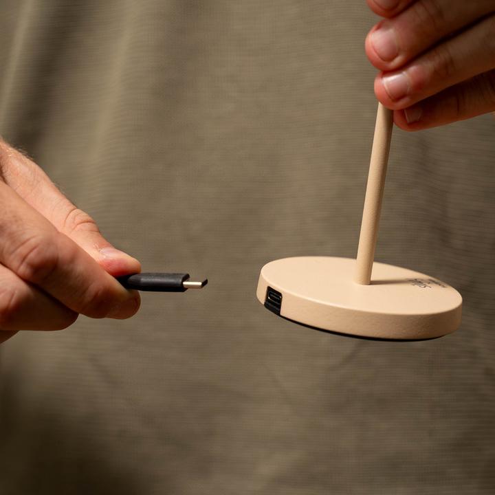 Produktbild Silwy Magnet-Leuchte Portofino Sand inkl. Platzset und Pad (198 lm)