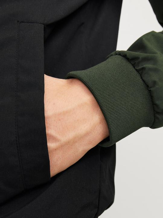 Produktbild Jack & Jones Leichte Bomberjacke (S)