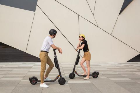 Image du produit Segway-Ninebot KickScooter E45D (20 km/h, 45 km, 300 W)