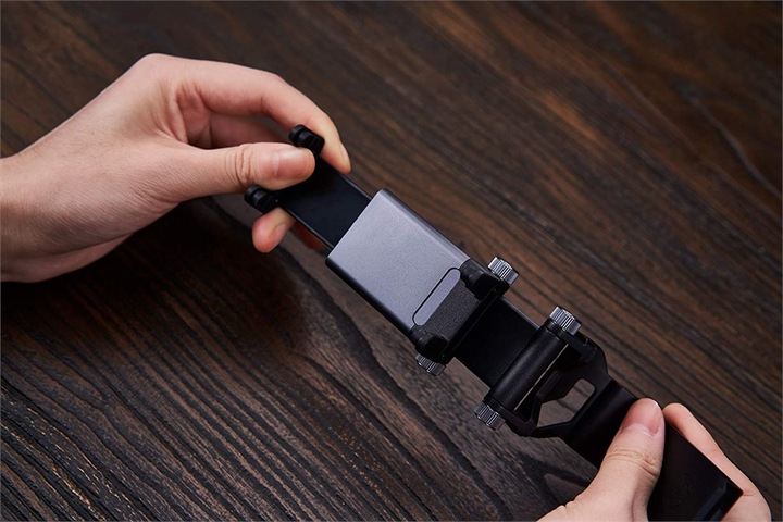 Image du produit 8bitdo Mobile Gaming-Clip (Xbox Series X)