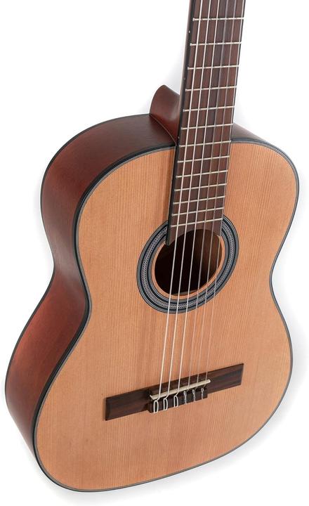 Actual product image Gewa Student Classical Guitar (Classical guitar, Fingerboard: Blackwood Tek, Frets: nickel silver, Mechanics: chrome-plated, Neck: Carbon reinforced, Pages: Okoume, Top: Cedar)