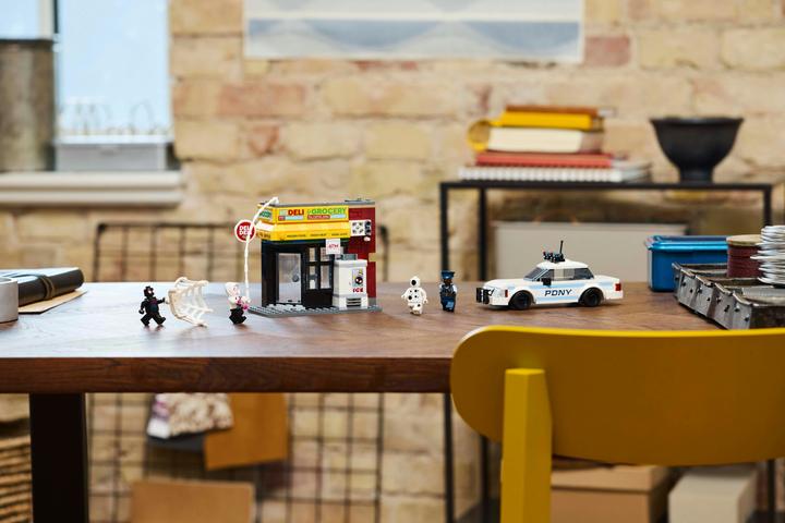 Produktbild LEGO Spider-Verse: Miles Morales vs. Spot (LEGO Marvel)