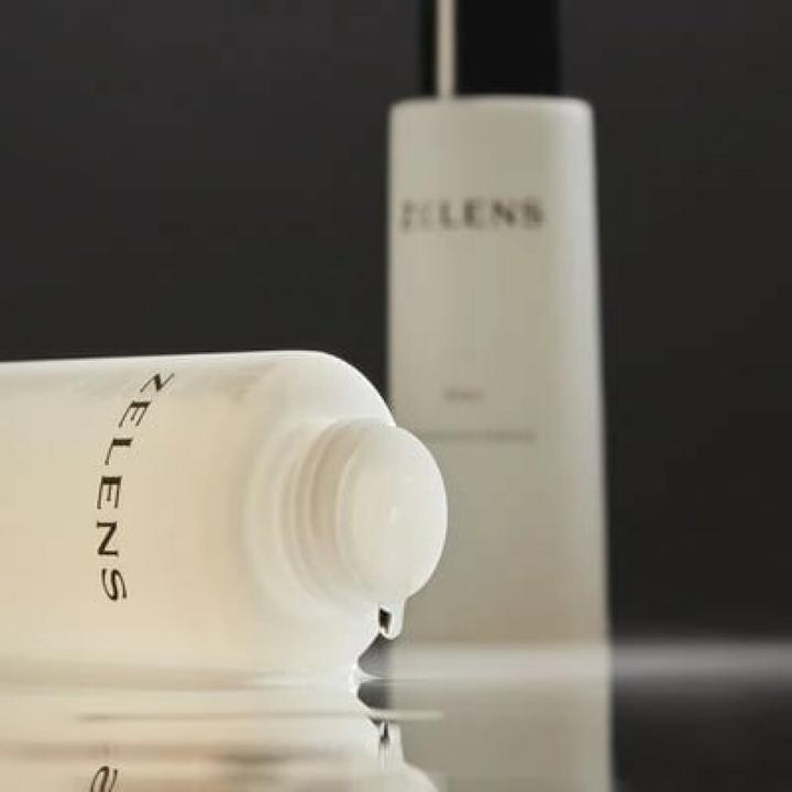 Actual product image Zelens PHA+ Resurfacing Essence 100ml (100 ml)