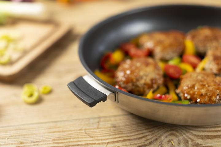 Actual product image Kuhn Rikon SMART & COMPACT Frying Pan Ø 20 cm (20 cm, Frying pan, Stainless steel)