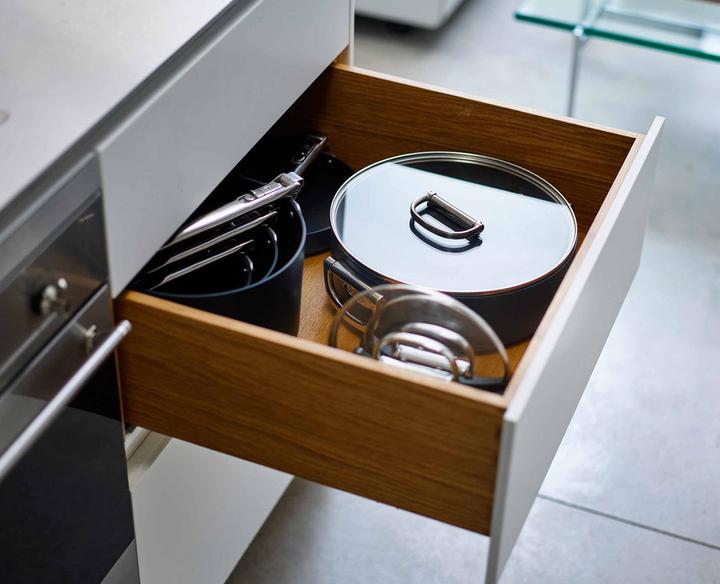 Actual product image Joseph Joseph Space casserole with folding handles D28cm (28 cm, Casserole + Stewpot, Aluminium)