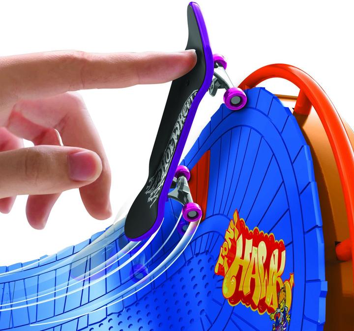 Actual product image Hot Wheels Skate™ Amusement Park Skate Set, playset