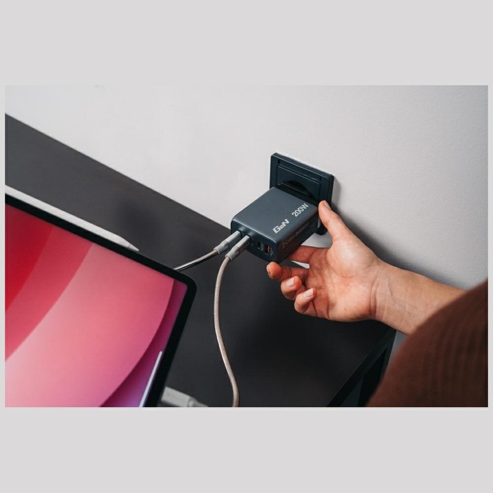 Produktbild Verbatim GNC-200 GaN Charger (200 W)