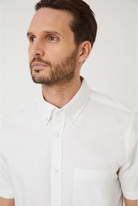 Actual product image Burton Mens Oxford Slim Short-Sleeved Shirt (S)