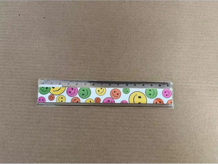 Actual product image Roost Smiley Ruler 15cm (15 cm, Plastic)