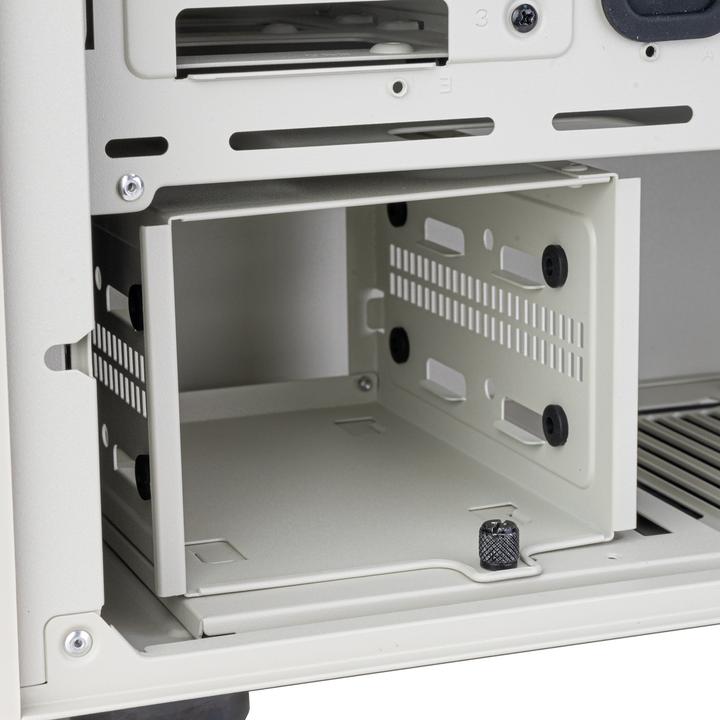 Actual product image Silverstone FLP02 (ATX, mATX, Mini-ITX, SSI CEB)