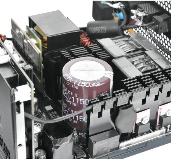 Produktbild Thermaltake Toughpower TF3 1300W (1300 W)