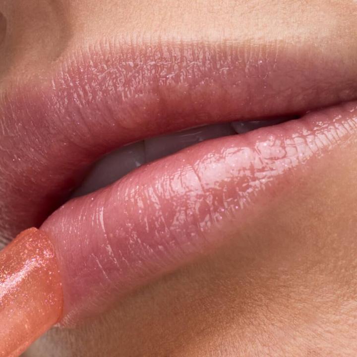 Actual product image Catrice Jelly Spark Lip Balm (#FFA38C)