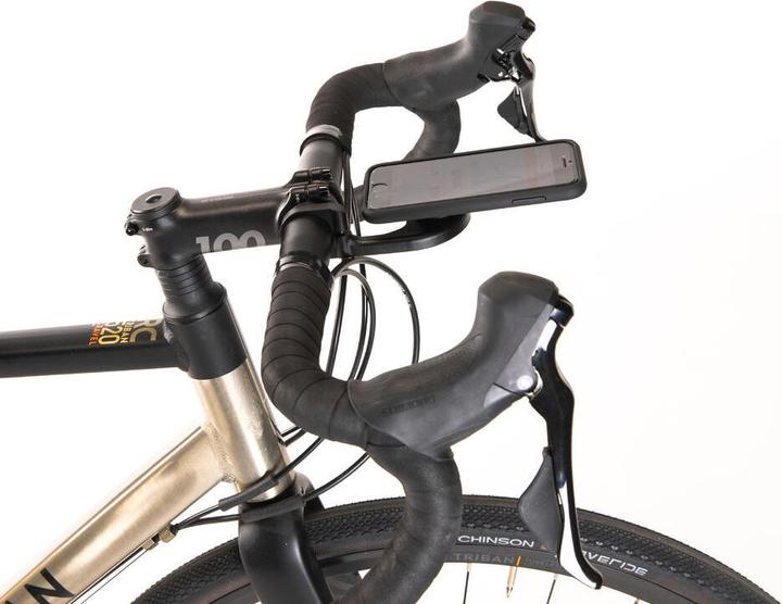 Actual product image Triban universal smartphone bike mount 301200