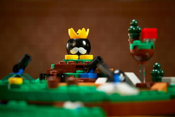 Actual product image LEGO Question Mark Block from Super Mario 64 (71395, LEGO Rare Sets, LEGO Super Mario)