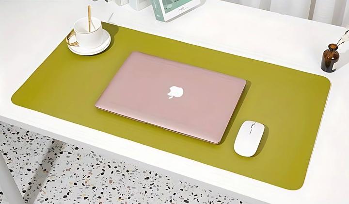 Image du produit Milkii Schreibtischmatte, Moss Green (80 x 40 cm)