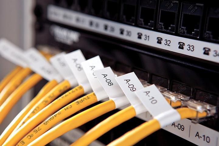 Actual product image Dymo Rhino Kit 4200 6/9/12/19mm Rhino Tapes QWY UK/IRE