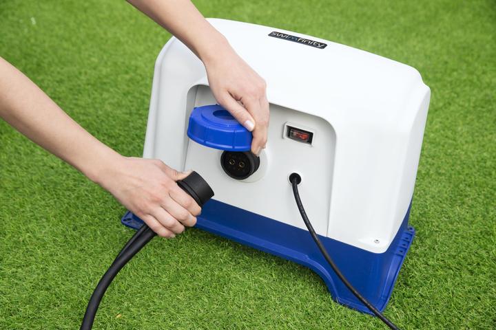 Actual product image Bestway Swimfinity™ counter-current system