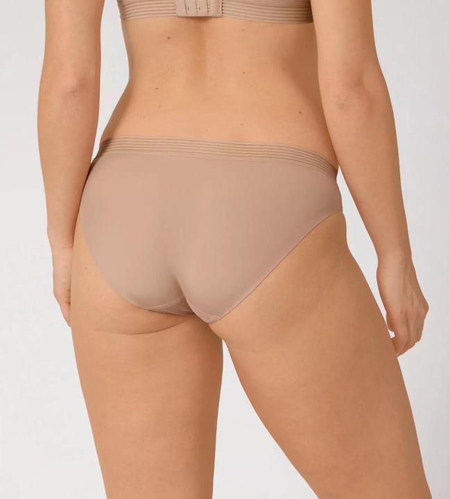 Actual product image Triumph Infinite Sensation Tai (42, Single pack)