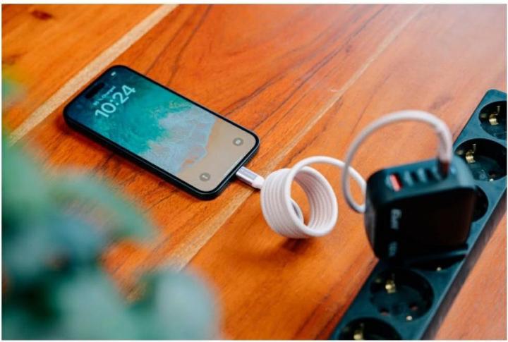 Produktbild Verbatim 31857 (1.20 m, USB 2.0, 100 W)