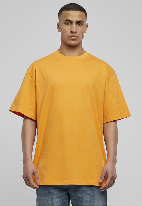Actual product image Urban Classics Tall Tee (L)