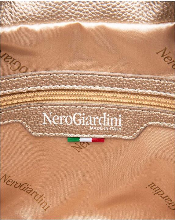 Actual product image Nero Giardini Taschen