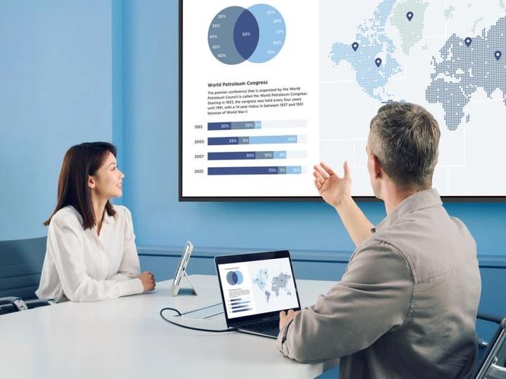 Image du produit Viewsonic 109,2cm CDE43G3-1C 16:9 HDMI/LAN/USB-C 500nits (3840 x 2160 pixels, 43")