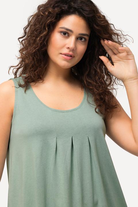 Actual product image Ulla Popken Essential Pleat Front Knit Tank (62)