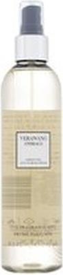 Image du produit Vera Wang Embrace Green Tea And Pear Blossom (s'enivrer de thé vert et de fleurs de pêcher) (Spray, 240 ml)
