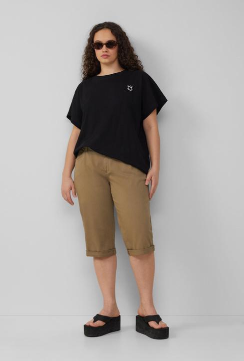 Actual product image S.Oliver Jeans-Hose Jeans / Curvy Fit / Mid Rise / Capri Length (52)