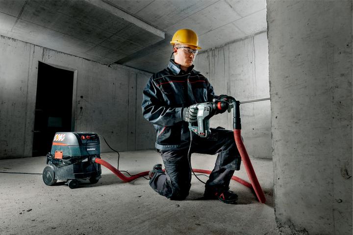 Actual product image Metabo SDSplus suction drill (12 millimetres)