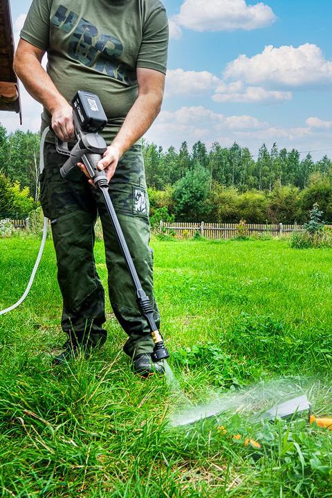 Produktbild Graphite Cordless garden washing machine Energy + 18V Li-lon, max. pressure 24 bar, without battery (Akkubetrieb)