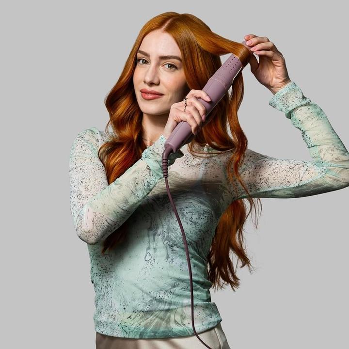 Actual product image Remington Ionic rotating curling iron with ceramic coating, digital temperature control, automatic shut-off