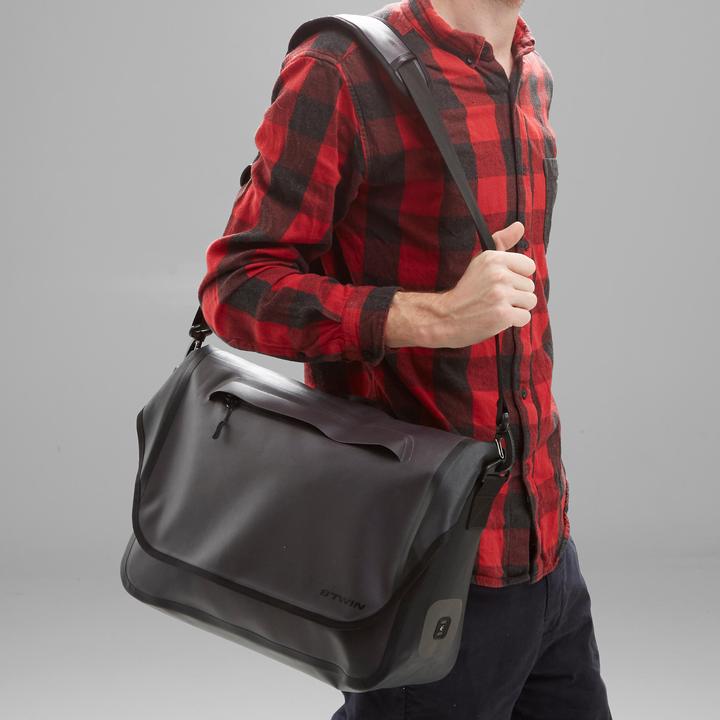 Actual product image Btwin BESACE VELO 900 1X15L (15 l)