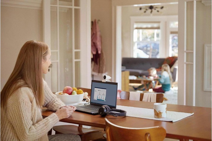 Actual product image HP Studio P5 USB-A Webcam TAA (4 Mpx)
