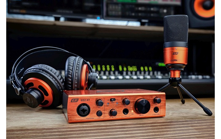 Produktbild ESI Audiotechnik Audio Interface U22 XT cosMik Set (USB)