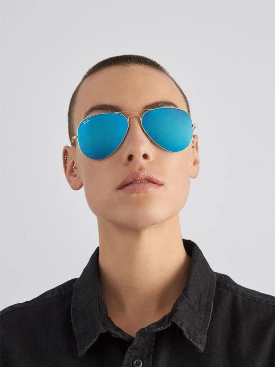 Actual product image Ray Ban Aviator Gradient