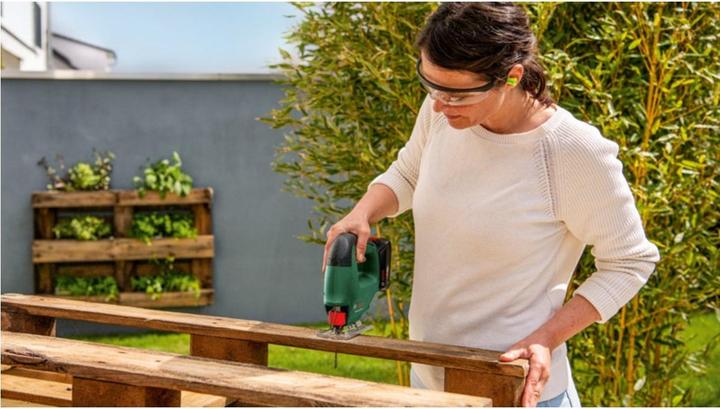 Produktbild Bosch Home & Garden EasySaw 18V-70