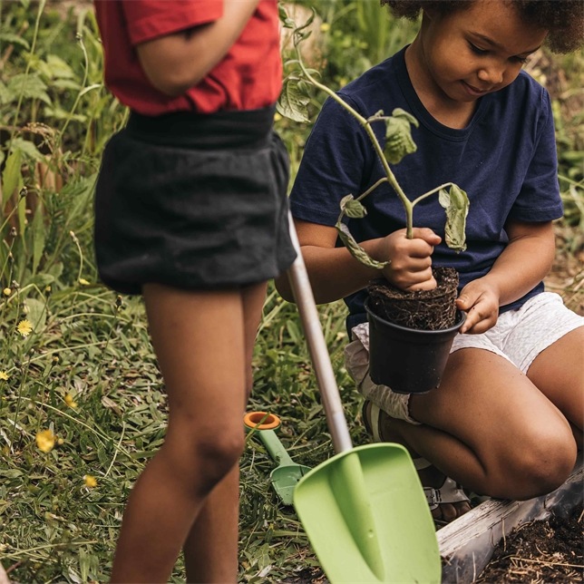 Produktbild Fiskars Kinder-Spaten Grün 138170