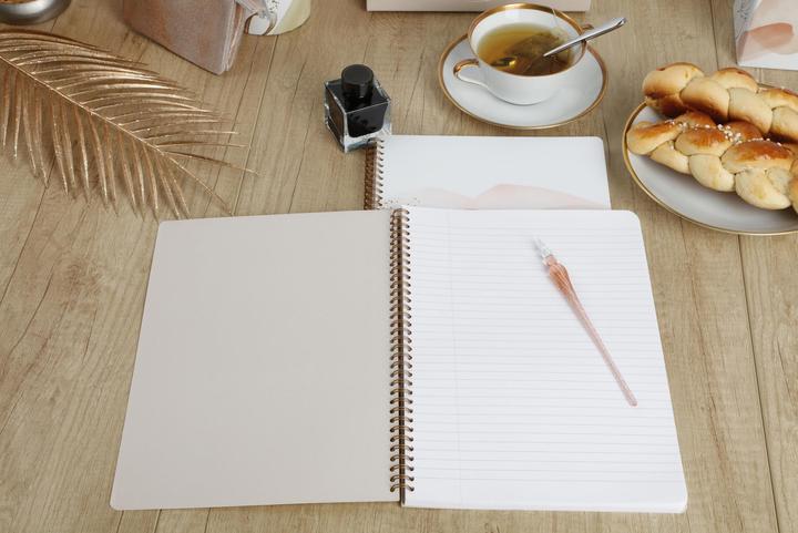 Actual product image Clairefontaine Evanescence Spiral Book (A4, Lined, Soft cover)