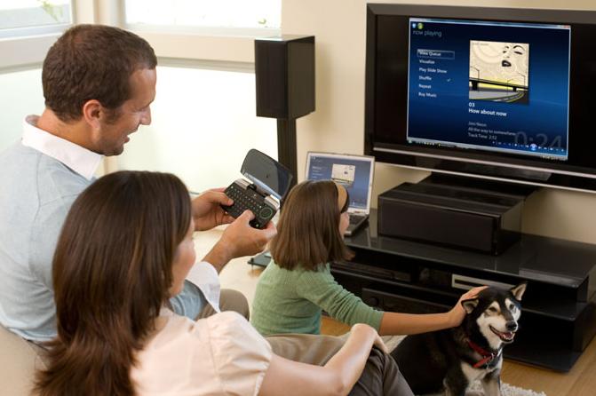 Produktbild Logitech diNovo Mini (Schweiz, Kabellos)