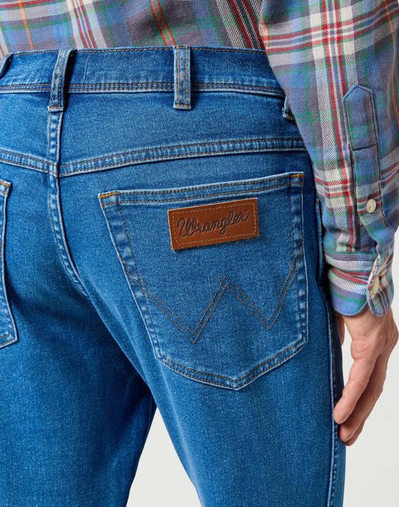 Actual product image Wrangler Texas Slim Jeans (W36/L32)
